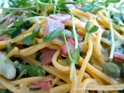 Spring Vegetable Spaghetti Carbonara | @foodiephysician