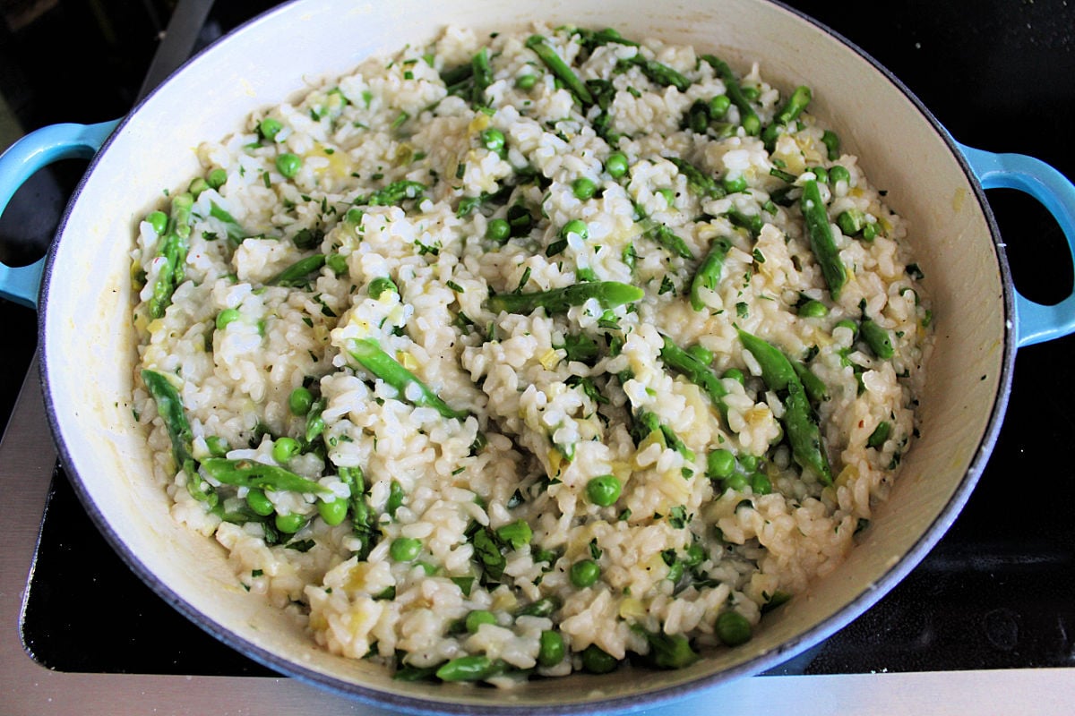 lemon risotto in skillet completed dish