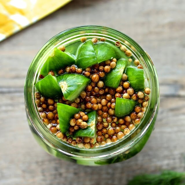 Super Easy Refrigerator Dill Pickles | The Foodie Physician #pickles #reciperedux #DIY