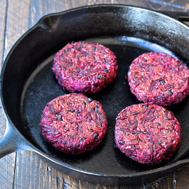 Smoky Beet Burgers with Goat Cheese Yogurt Spread | The Foodie Physician #lovebeets #beetburger #thefoodiephysician #vegetarian