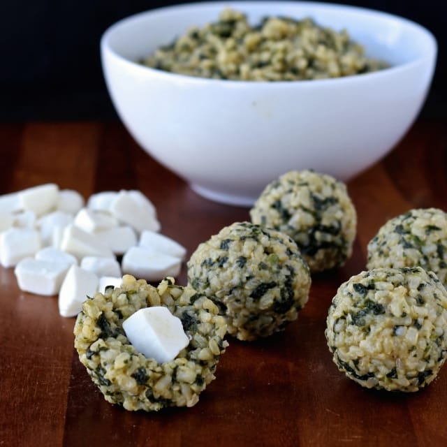 Baked Spinach and Cheese Rice Balls (Arancini) | The Foodie Physician #thinkrice #usarice #riceballs #arancini #thefoodiephysician