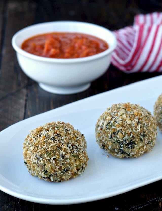 Baked Spinach and Cheese Rice Balls (Arancini) | The Foodie Physician #thinkrice #usarice #riceballs #arancini #thefoodiephysician