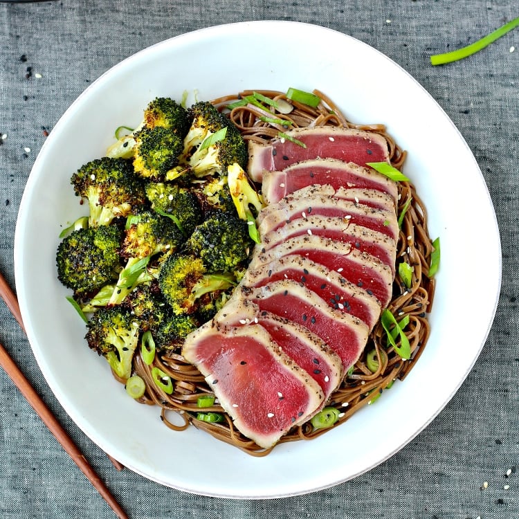 Seared Tuna with Soba Noodle & Sesame Roasted Broccoli | @foodiephysician
