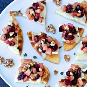 Holiday Naan Crostini | @foodiephysician