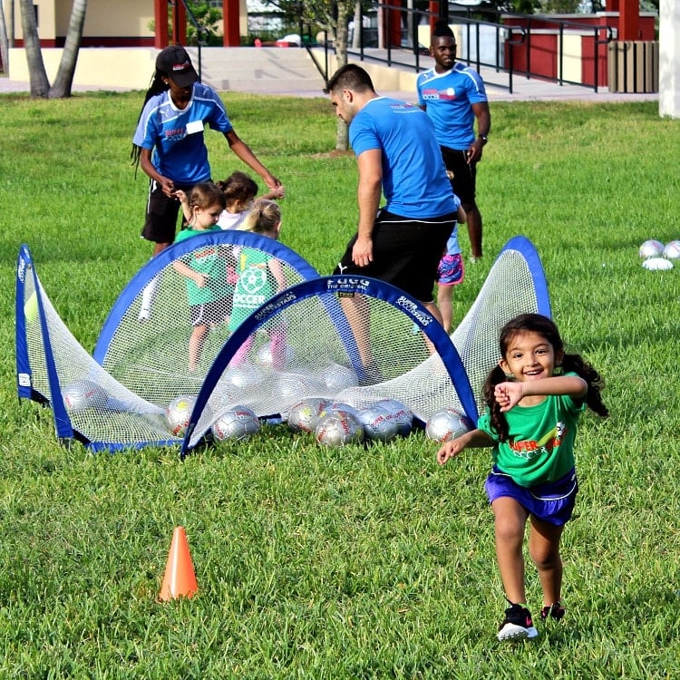 Tips for Getting Your Kids More Physically Active | @foodiephysician