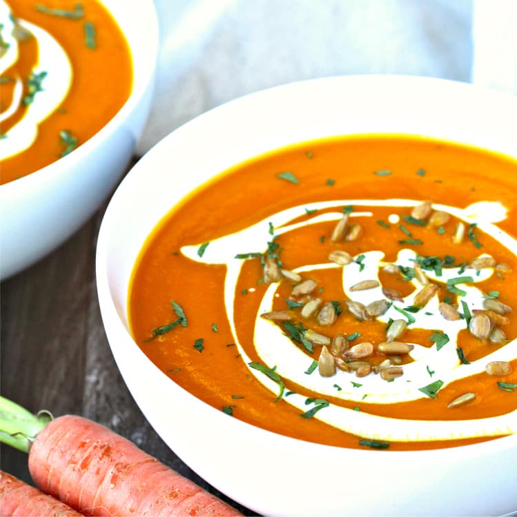 Immunity-Boosting Carrot Turmeric Soup | @foodiephysician