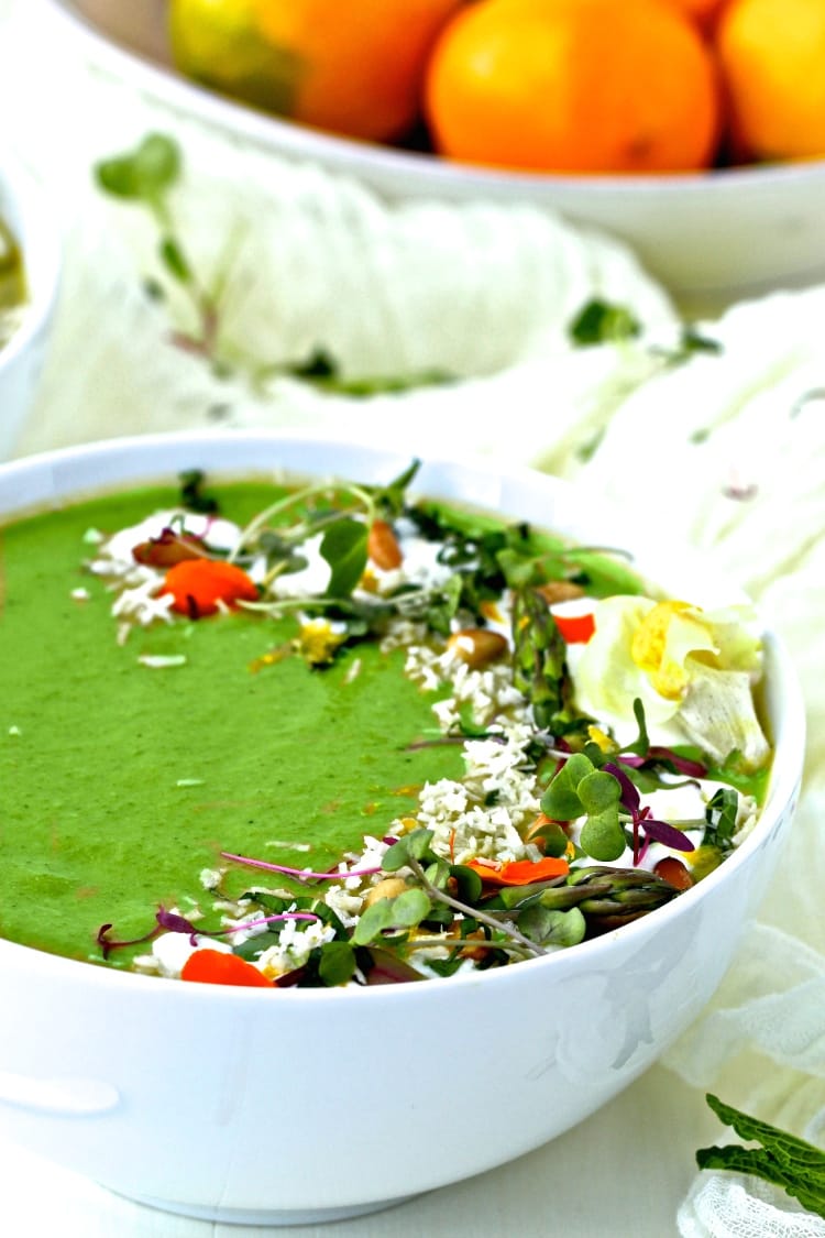 Green Spring Vegetable Soup | @foodiephysician