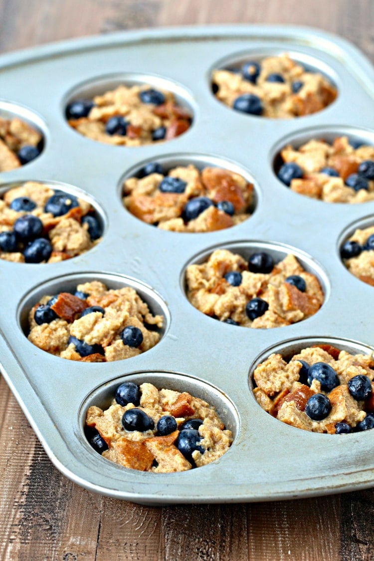 Blueberry French Toast Muffins | @foodiephysician
