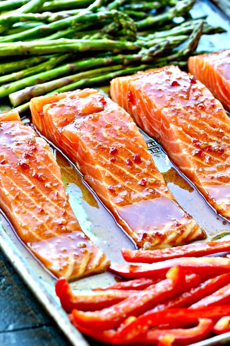 Sheet Pan Salmon with Sweet Chili Sauce | @foodiephysician