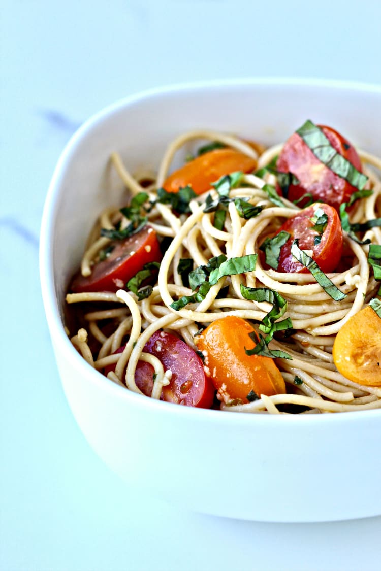 Pasta with No-Cook Tomato Sauce