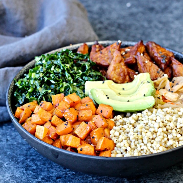 Immunity-Boosting Teriyaki Buddha Bowl