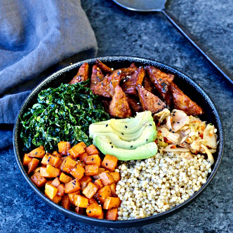 Immunity-Boosting Teriyaki Buddha Bowl