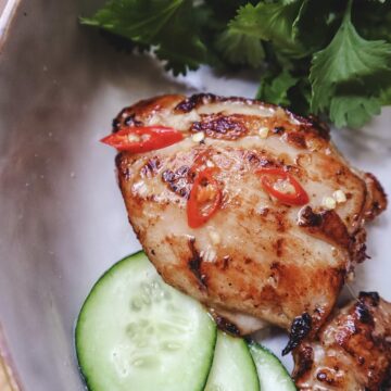 lemongrass chicken with sliced cucumbers